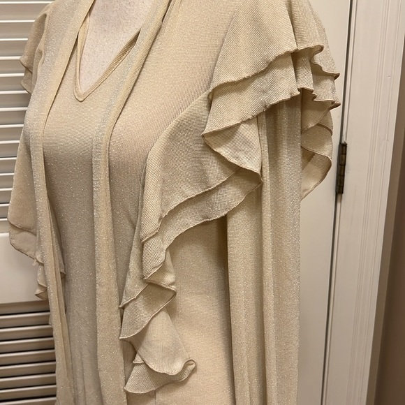 Luxe Always Blouse in Beige, Size Small, NWT - Picture 10 of 16